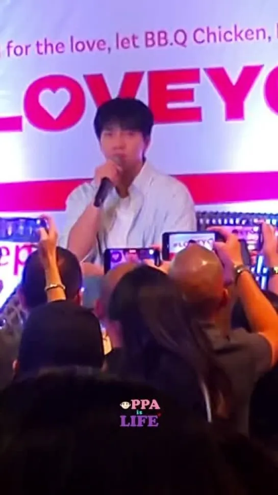 2023.09.17 Lee Seung Gi at Robinsons Magnolia for BBQ Chicken Event