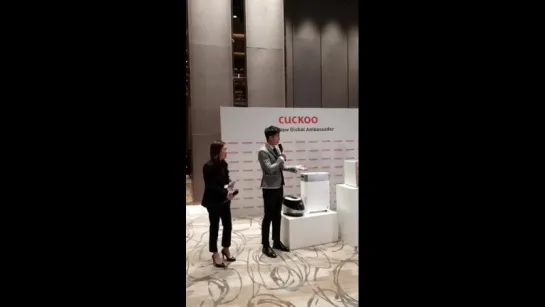 Lee Seung Gi Cuckoo PressCon & Gala Press Videos