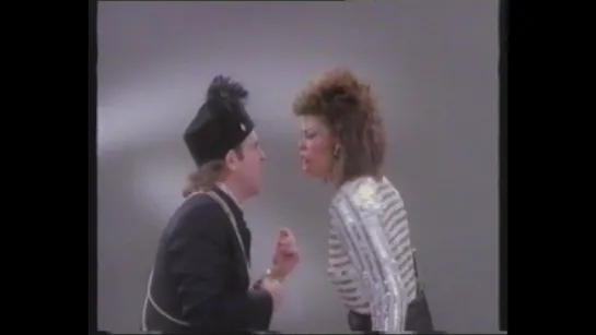 Elton John & Millie Jackson-Act of war(1985)