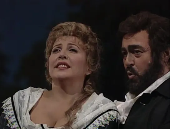 Andrea Chenier - Pavarotti - Guleghina - Pons - Levine - Met Opera