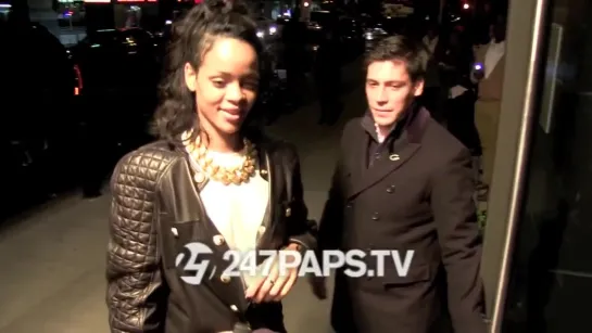 Rihanna loves the Shirt Made From 247paps.tv 11-09-13