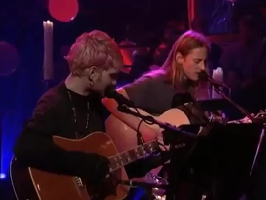 Alice In Chains - "Angry Chair" (MTV Unplugged, Majestic Theatre, New York. April 10, 1996)