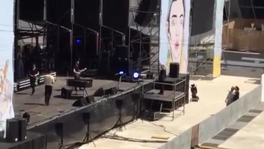 HURTS SUNDAY Soundcheck, Valencia, Spain 2016