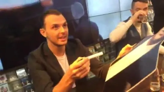 theo hutchcraft  hurts  hurtsband  saturn  cologne