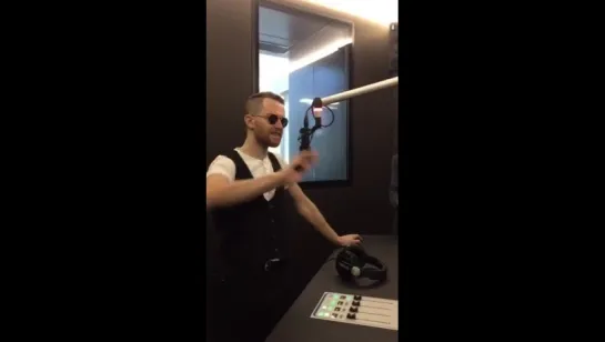 Hurts - Radio 24 on Periscope