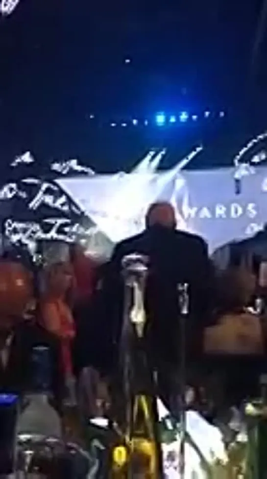 Тео на The BRIT Awards 2015 2 (by calvinharris @ snapchat)