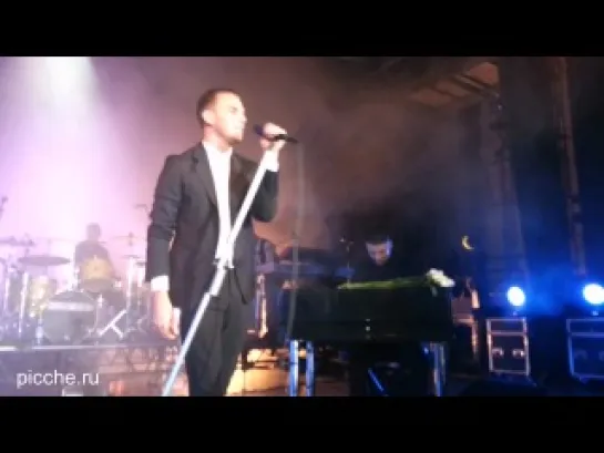 HURTS - Wonderful Life (Chelyabinsk, 22.09.2012)