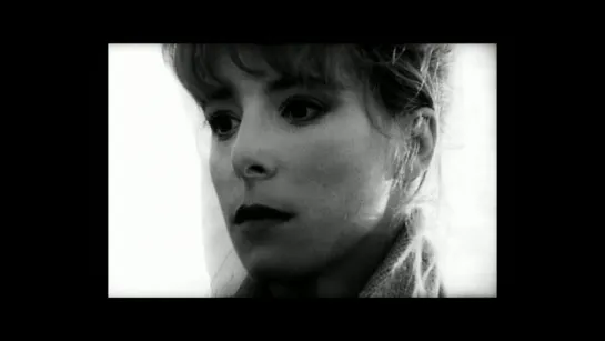 Mylene Farmer - A quoi je sers(1989)