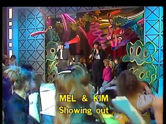 MEL & KIM - Showing Out (1986)