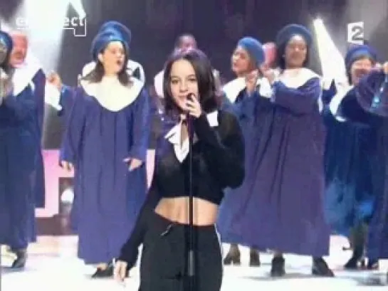 Alizee "Ella, Elle L'a" (live)