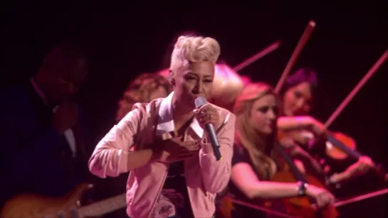 Emeli Sandé - Clown ⁄ Next To Me (Live At The BRIT Awards 2013)