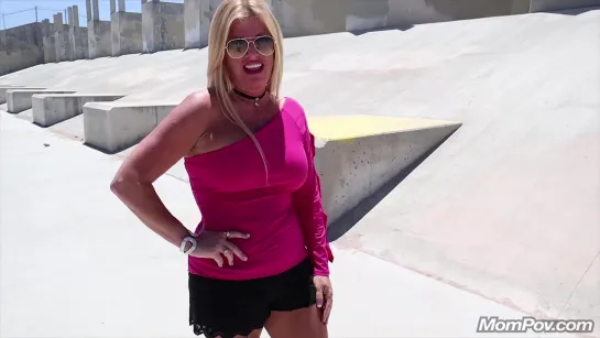 [MomPov.com] Kerrie - Busty blonde public fun [2019, All Sex, Blowjobs, POV, MILF, Big Tits, 1080p]