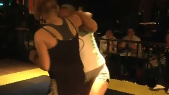 Event Female Muscle Wrestling