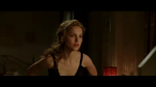 Natalie Portman Sexy - V for Vendetta (2006)