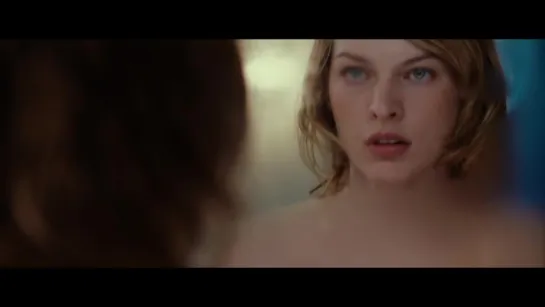 Milla Jovovich Nude - Resident Evil - Extinction (2007)