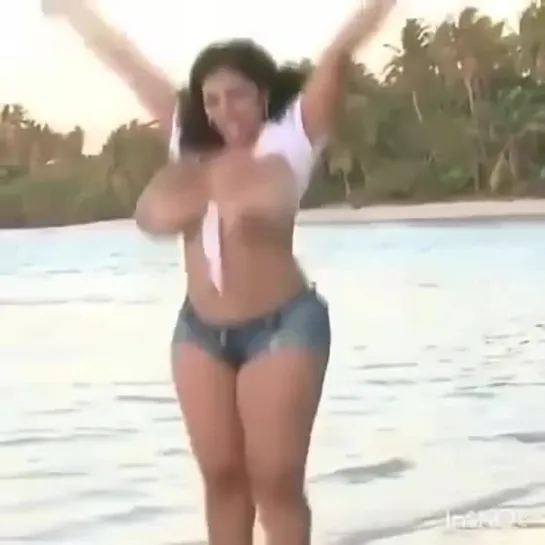 Huge boobs slow motion flopping everywhere