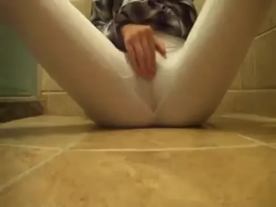 Leggings piss squirting masturbation