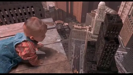 Младенец на прогулке, или Ползком от гангстеров / Baby's day out (1994)