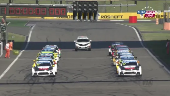 WTCC 2015. Этап 10 - Китай. Первая гонка