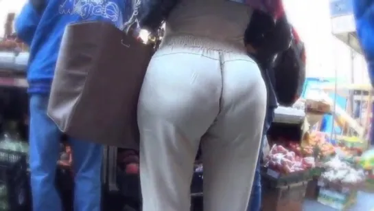 Candid Big Booty Latina Ass