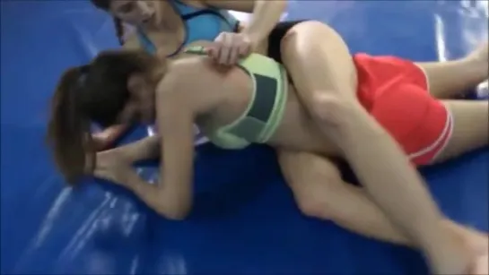 submission wrestling (College girls wrestling)