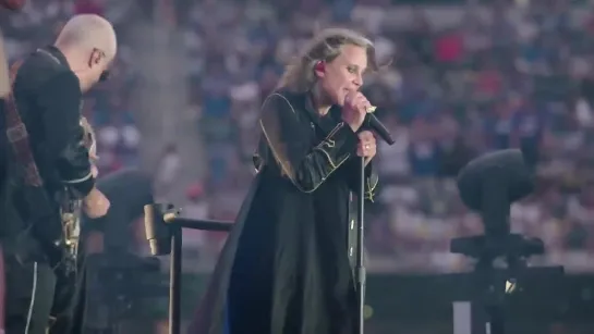 Ozzy Osbourne - Patient Number 9  Crazy Train at Rams Season Opener (Live Performance)