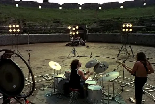 Pink Floyd - Live At Pompei [Quadrophonic]