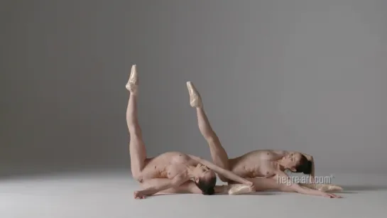 flexy Julietta and Magdalena - Nude Ballet