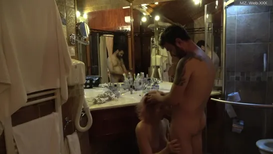 Mature Lady Fucked after Shower in Front of the Mirror