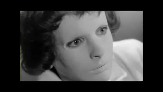 Les Yeux Sans Visage (Georges Franju) (Minimal Requiem For A Dreamface Short) (1959)