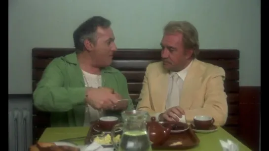 Serrault Vs. Tognazzi - La Biscotte (The Birdcage, 1978)