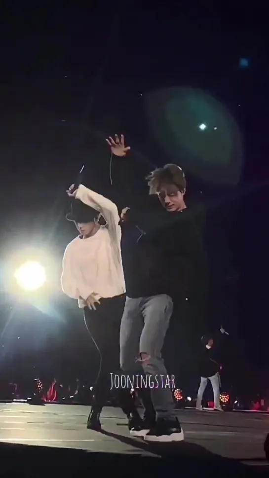 There’s so much happening here I don’t even know where to look, tae piggy backing Jin, tae