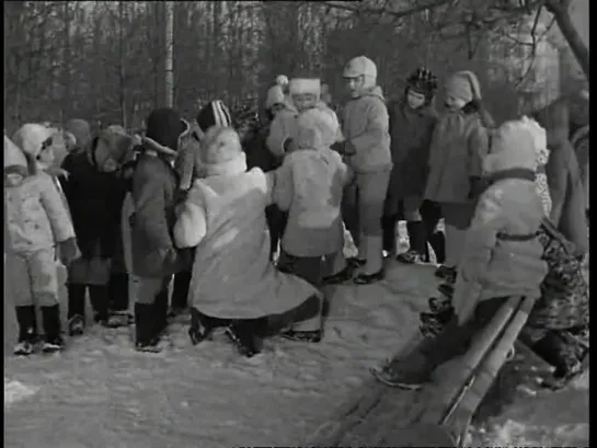 ДЕТИ ЛЕПЯТ ИЗ СНЕГА (1968) - короткометражный. Владимир Краснопольский, Валерий Усков  1080p