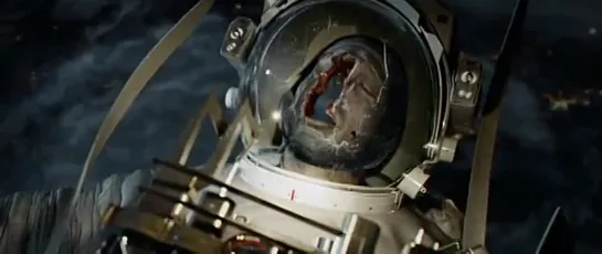 Отрывок из фильма "Гравитация / Gravity (2013)" / Нашли коллегу в космосе ►filmCUT