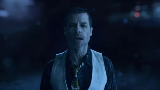 Guy Pearce - Storm