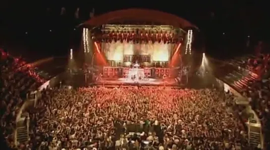 Rammstein - Mein Teil (from the Völkerball DVD, France, Nimes, 2005) русские субтитры