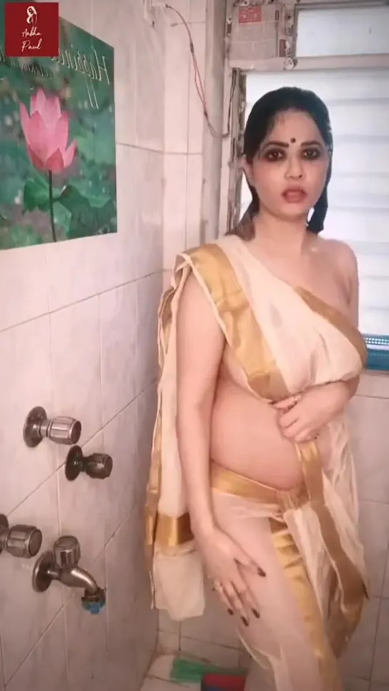 Abha Paul - Sexy Bathing in Saree