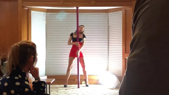 сексуальное видео|секс|эротика BTS of Britney Amber Pole Dancing for Girls Guns and Blood available April 23, 2019