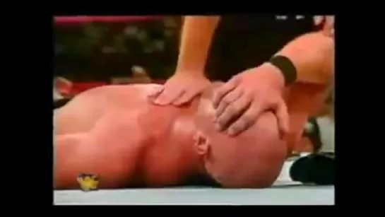 Stone Cold Vs Owen Hart 1997 - Austin breaks his neck