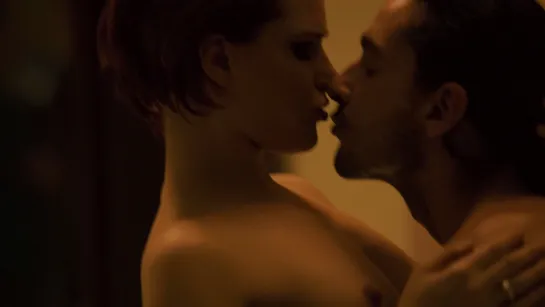 Evan Rachel Wood Nude - The Necessary Death of Charlie Countryman (2013) Watch Online / Эван Рэйчел Вуд - Опасная иллюзия