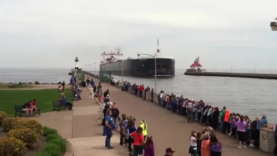 The American Century going under the Duluth Lift Bridge