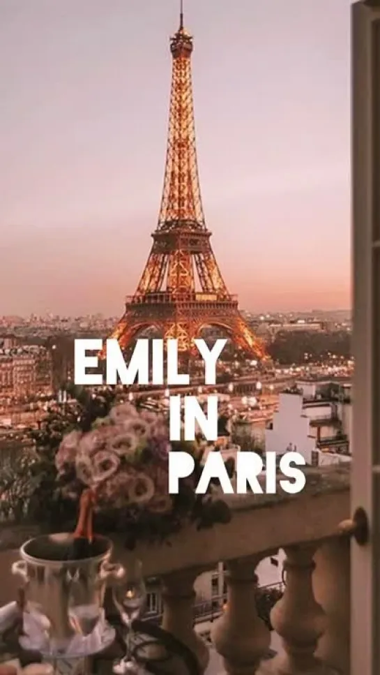 _iamsara / Emily In Paris Inspired Looks