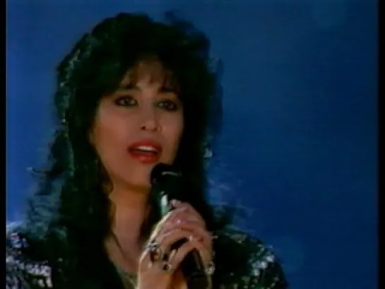 Ofra Haza - Love Song (World Music Awards 1990) VHSRip (с озвучкой)