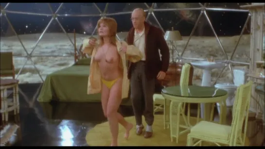 Valerie Perrine Nude - Slaughterhouse-Five (1972) HD 1080p Watch Online / Валери Перрайн - Бойня номер пять