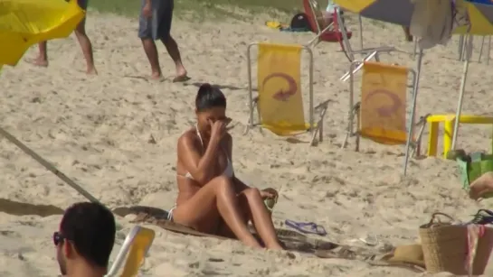 Juliana Paes de fio dental na praia | Brazilian Girls vk.com/braziliangirls