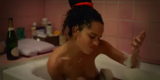 Zoë (Zoe) Kravitz Nude - High Fidelity s01e01e06e09 (2020) HD 1080p Watch Online / Зои Кравиц - Фанатик