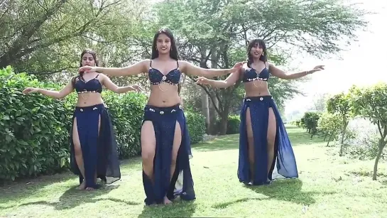 Belly Dance Drum Solo by Mohnaa Trio ● India●  2021