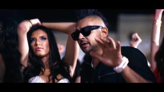 Arash Feat. Sean Paul - She Makes Me Go (Official Video)