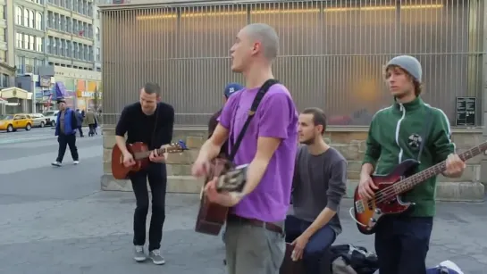 Brothers Moving - Minnie the Moocher (@ Union Square - NYC) : The Back of the Busk