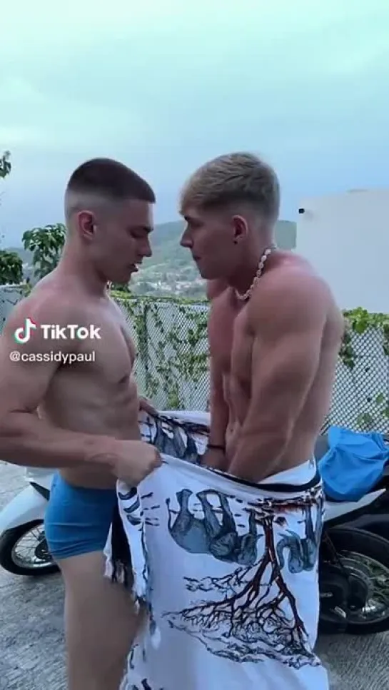 TIKTOK